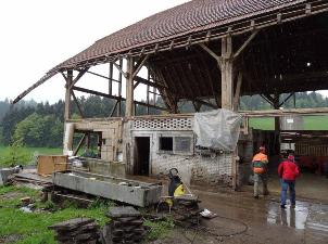 Hergiswil/LU: An Stelle des alten Stalls soll der „Mutterkuhstall“ errichtet werden