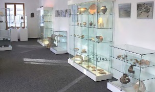 Blick in einen Ausstellungsraum des Archäologisches Museums 