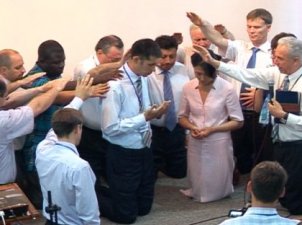 Ordinationsgebet für Pastor Kubegenov
