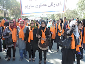 Demonstration in Kabul gegen Gewalt an Frauen und für Umsetzung von Frauenrechten in Afghanistan