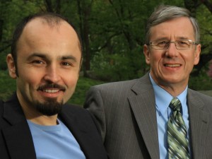 Pastor Klaus Popa (38) (links) übernimmt Geschäftsleitung von Pastor Matthias Müller (61)