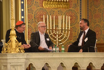 Kurienkardinal Kurt Koch, Moderator Gabriel Strenger, Rabbiner David Rosen