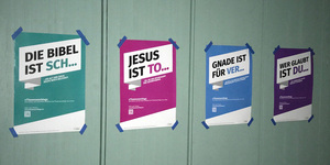 Die vier Plakate der Thesenaktion 2017 der Schweizerischen Evangelischen Allianz (SEA)