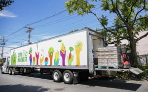 «City Harvest» liefert wöchentlich zwölf Palette Lebensmittel an den «Adventistischen Sozialdienst»