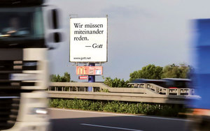 Autobahnplakat von gott.net e.V.