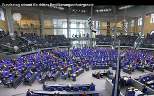 Screenshot der Bundestagsdebatte vom 18.11.2020