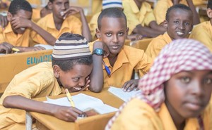 In Somalia wurde der Lehrplan eines ADRA-Modellprojekts für das ganze Land übernommen.