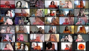 Teilnehmende einer religionspädagogischen Online-Fortbildung fordern ein Stopp der Gewalt gegen Frauen.