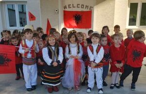Kinder des adventistischen Kindergartens in Tirana, Albanien.