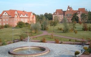 Blick auf den Campus der Theologischen Hochschule Friedensau.