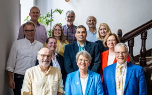 Rita Famos (vorne Mitte), Präsidentin der Evangelischen Kirche Schweiz und der GEKE.