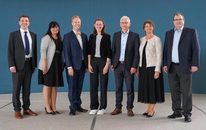 Das Leitungsteam (v. l.): Henri Haase, Eva Biolek, Tye Davis, Maike Haase, Wolfgang Dorn, Lydia Lukic, Stefan Rebensburg.